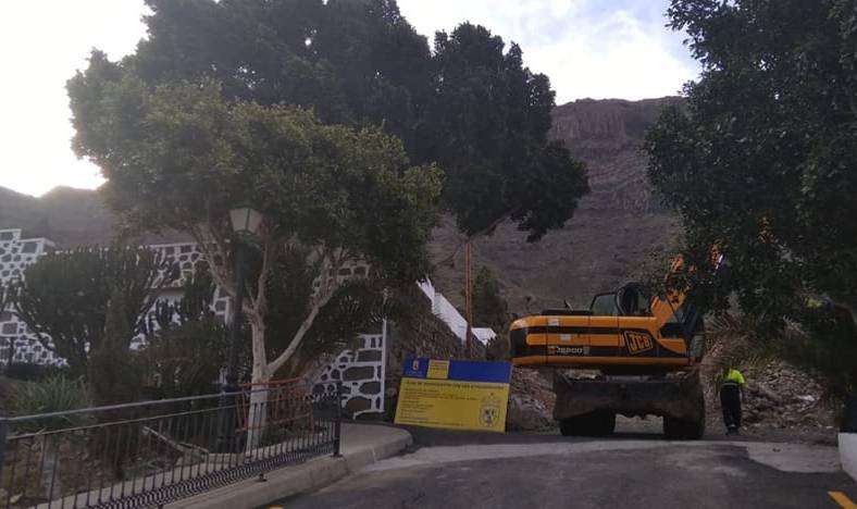 Comienzo de obra en el cementerio de Mogán.  Gran Canaria.