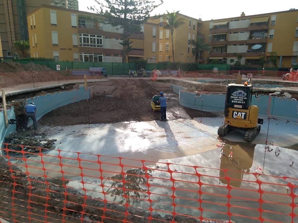 Reforma de piscina en Residencial Los Cristianos.  Tenerife.